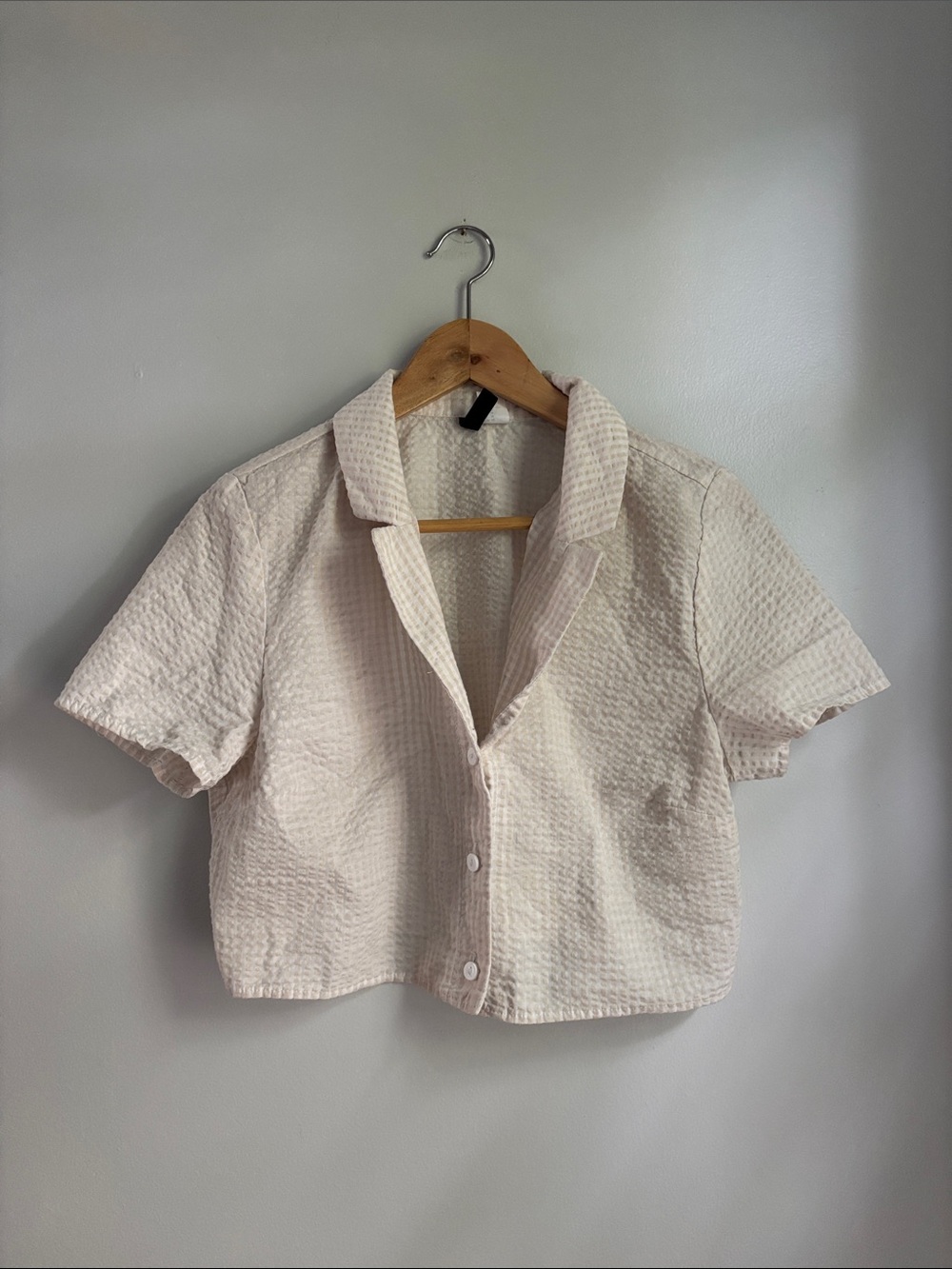 Seersucker cropped blouse